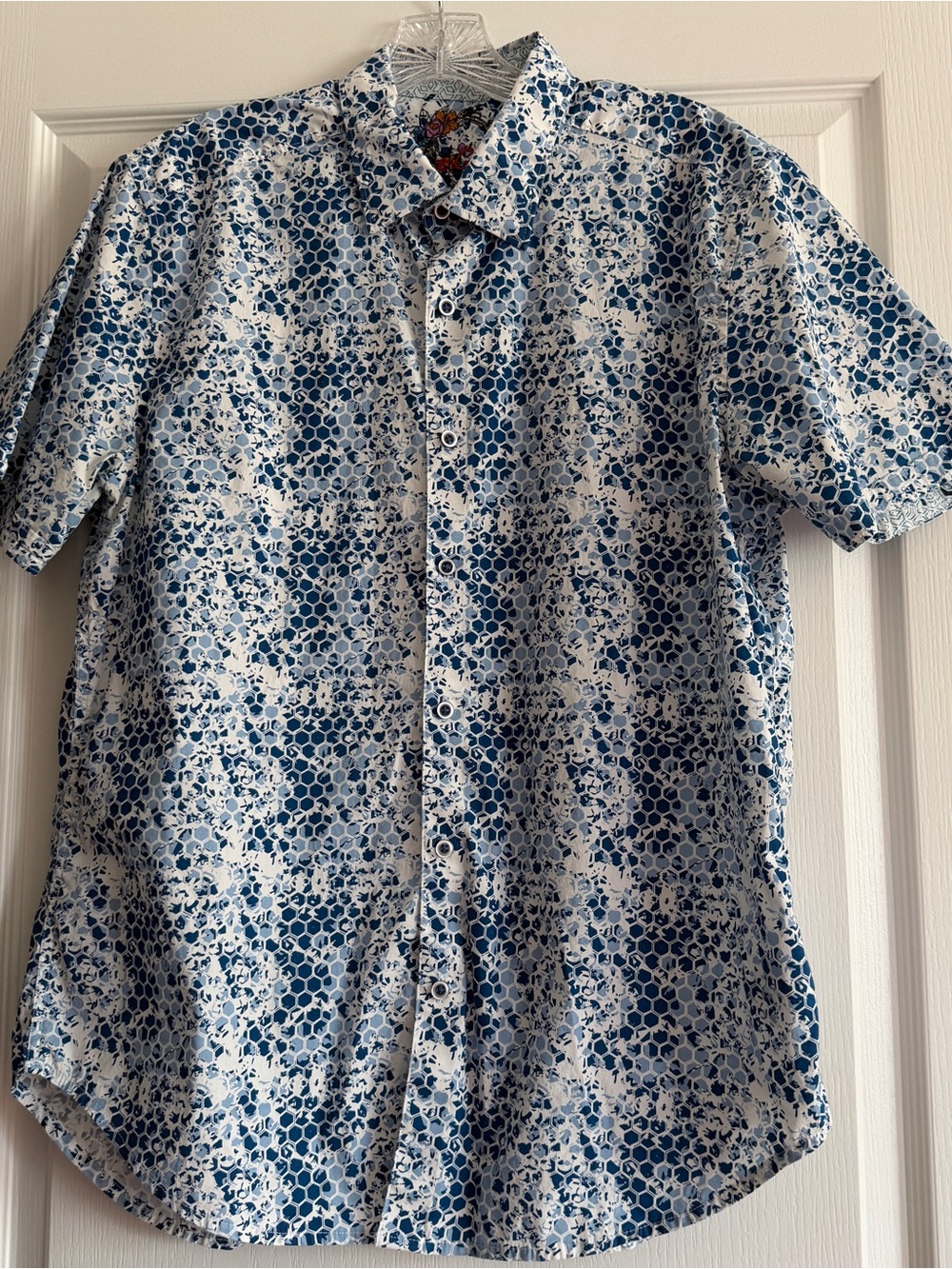Robert Graham White and Blue Short-Sleeve Printed Button-Down Shirt